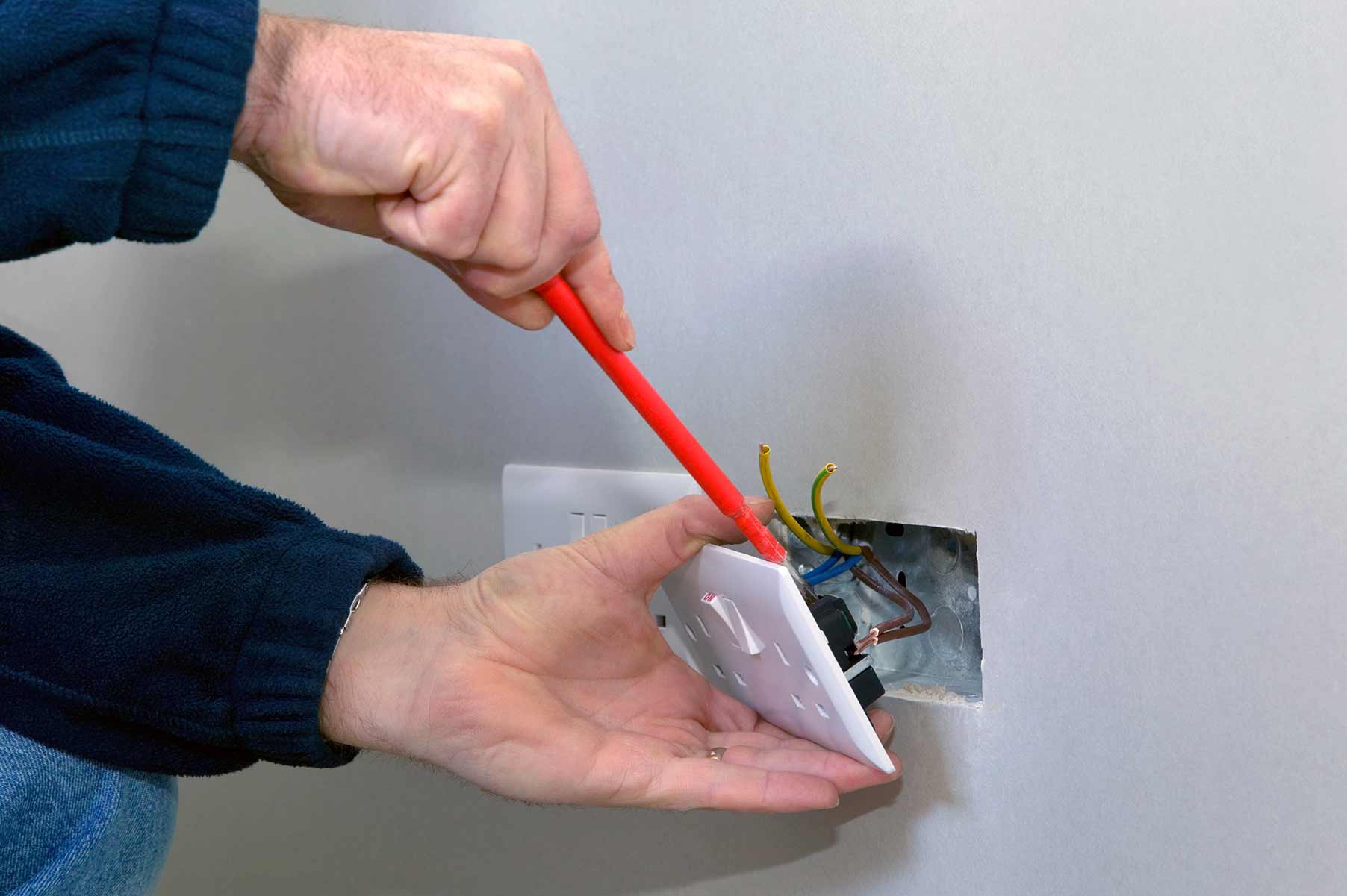 Our electricians can install plug sockets for domestic and commercial proeprties in Merthyr and the local area. 